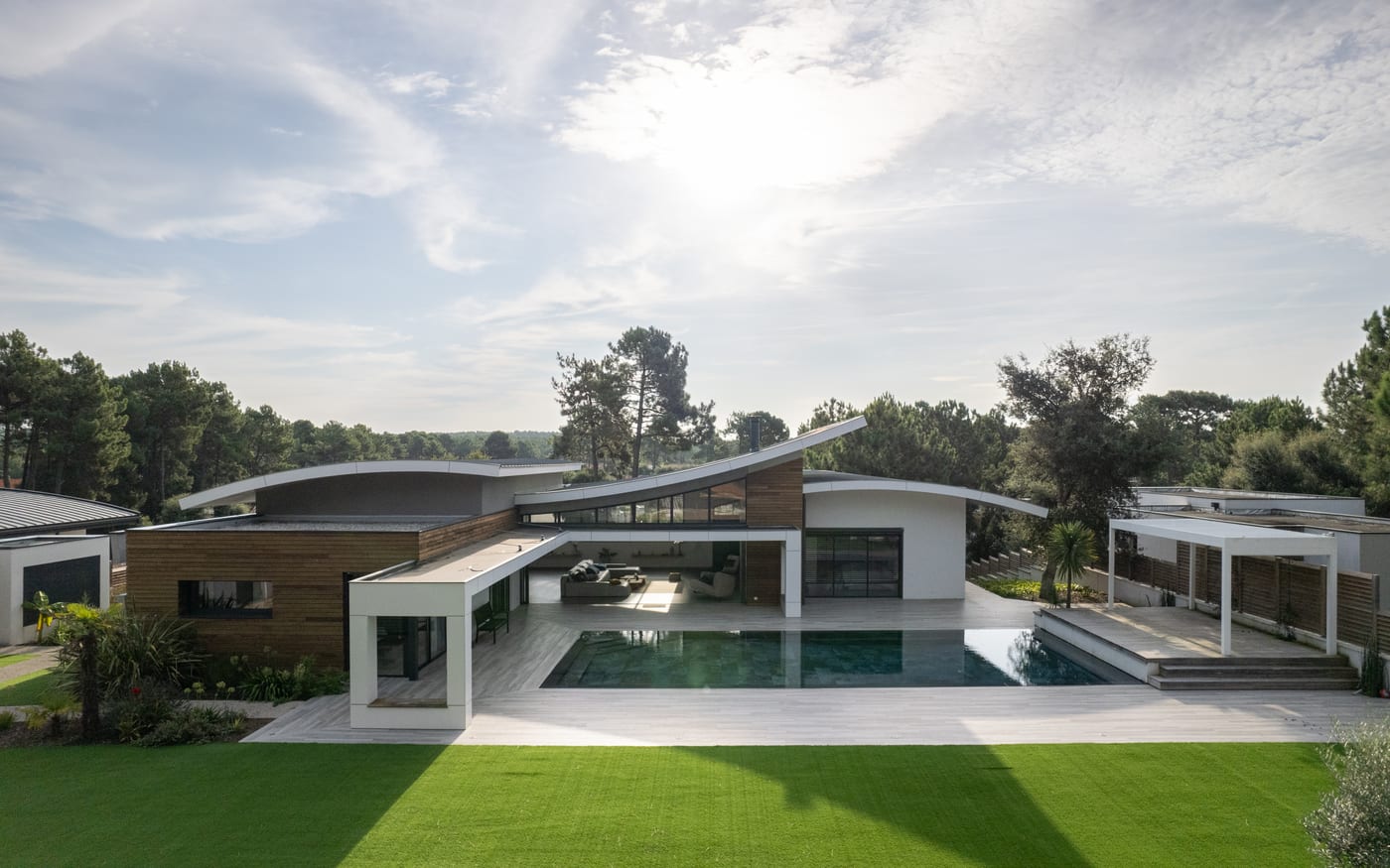 Maison contemporaine avec piscine — projet HAD Equation Architecture